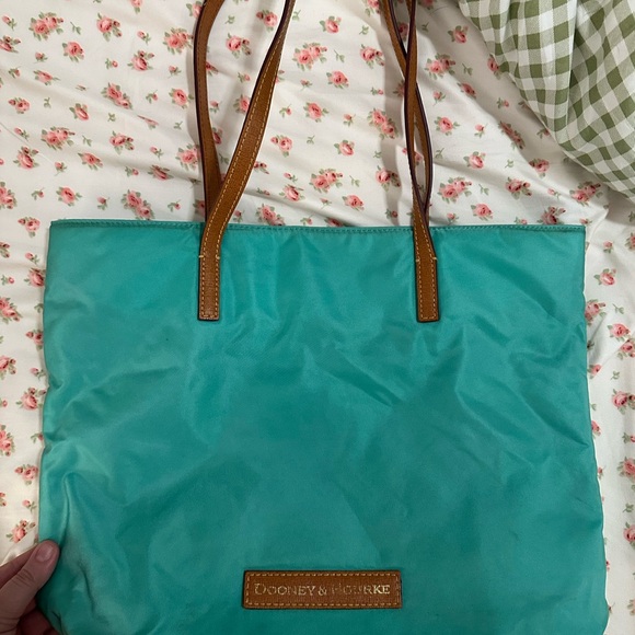 ✨ VINTAGE ✨ Dooney & Bourke Kelly Green Canvas Tote Bag - Picture 3 of 5